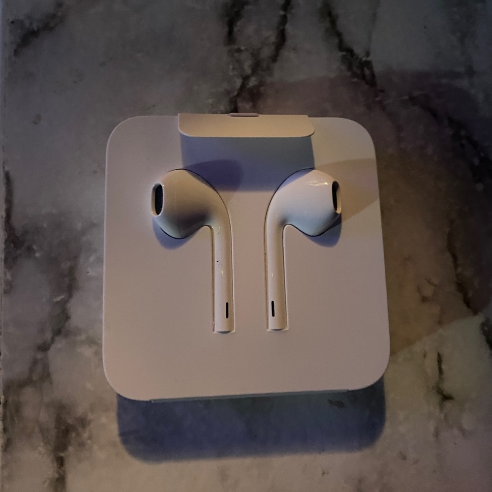 Apple headphones